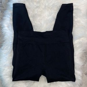 VICTORIAS SECRET LEGGINGS